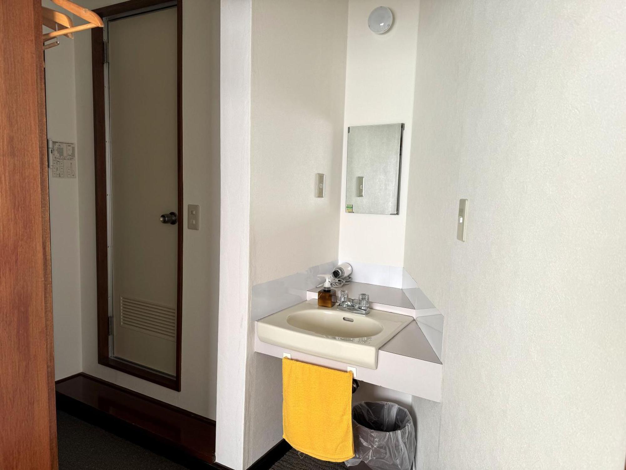 Nozawaonsen Guest House Miyazawa Екстер'єр фото