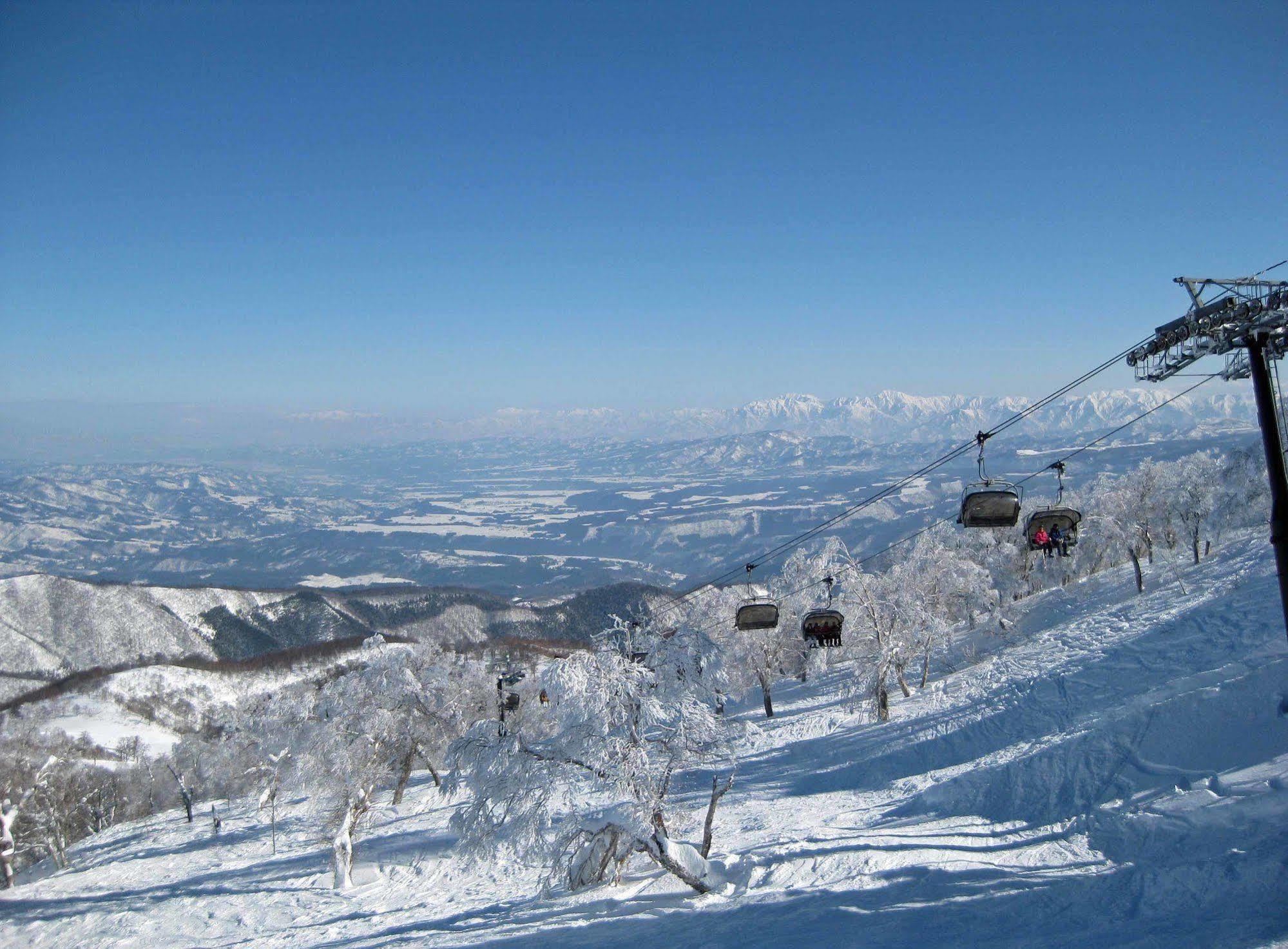 Nozawaonsen Guest House Miyazawa Екстер'єр фото